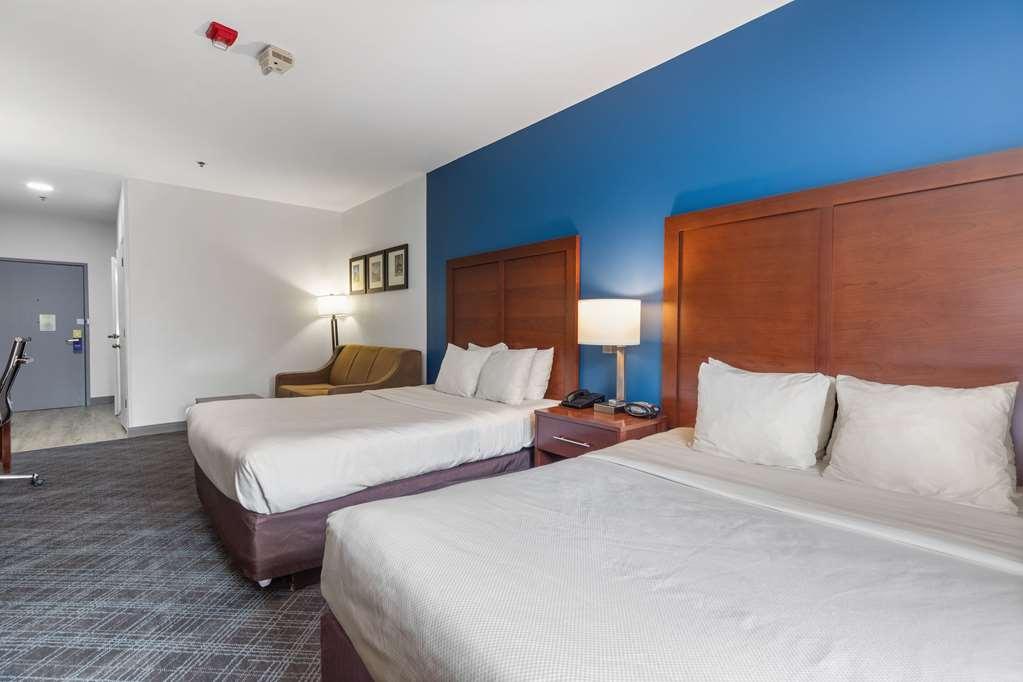 Comfort Suites Lombard - Addison Номер фото