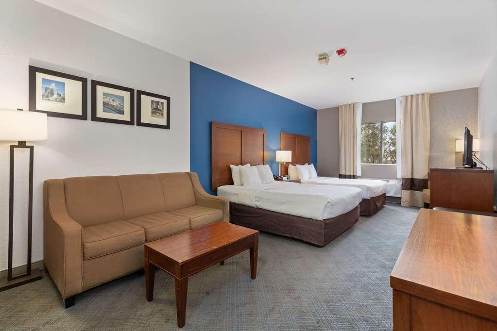 Comfort Suites Lombard - Addison Номер фото