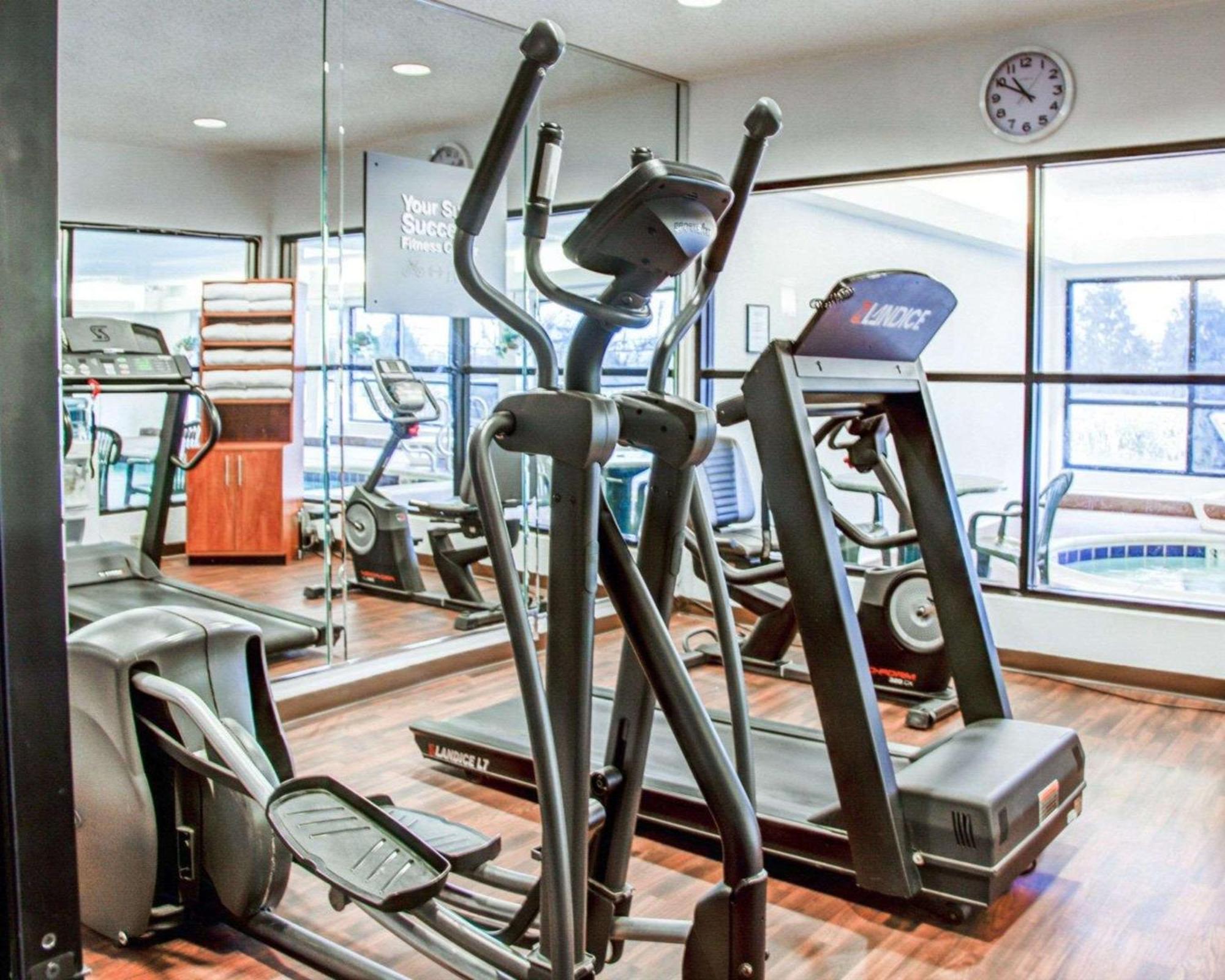 Comfort Suites Lombard - Addison Екстер'єр фото