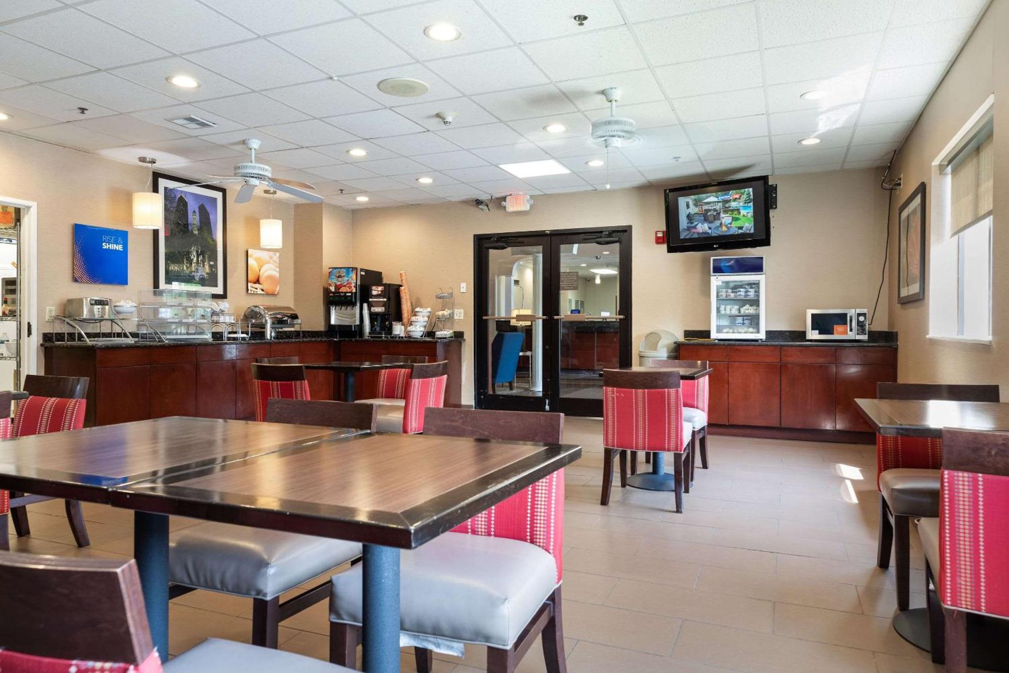Comfort Suites Lombard - Addison Екстер'єр фото